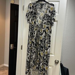 Karen Kane Duster size L